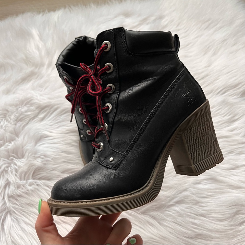 Black boots